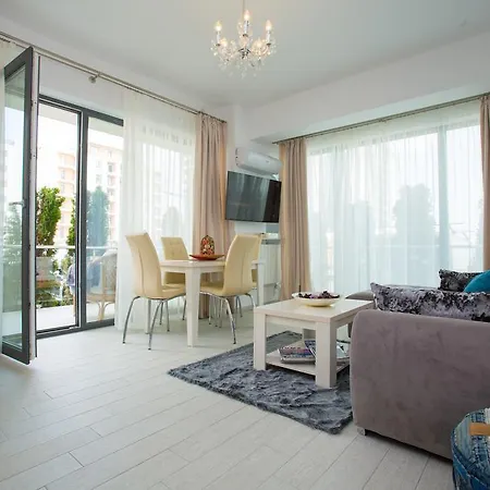 Ultra Lux Apartment